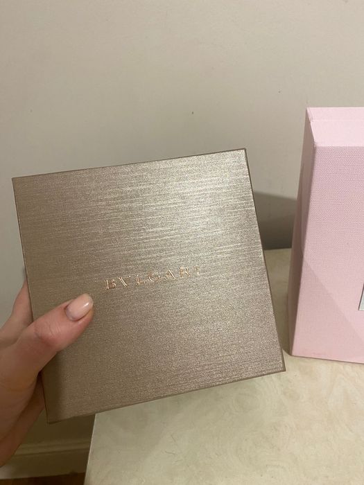 Пустые коробки от Linda miumiu