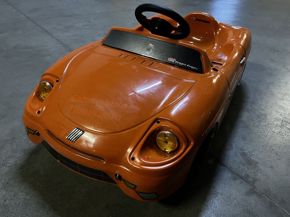 Количка с педали Fiat Barchetta