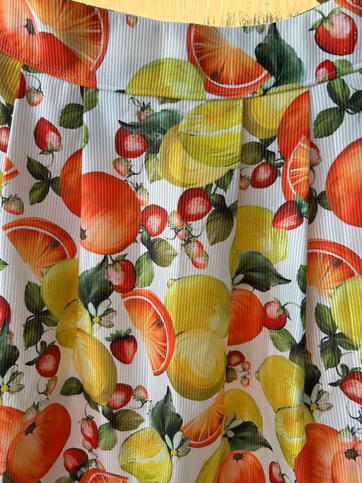 Дамска пола с цитруси