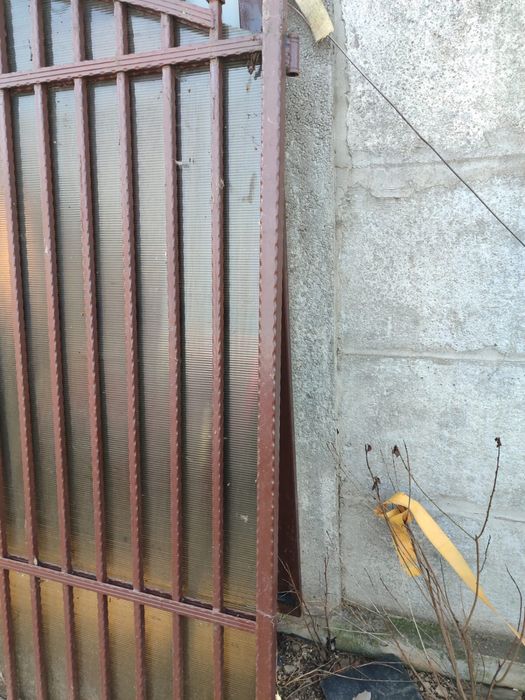 Poarta dubla de vanzare