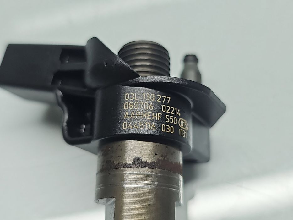Injector AUDI A3 (8P1) [Fabr 2003-2012] 03L130277, 0445116030 2.0 TDI