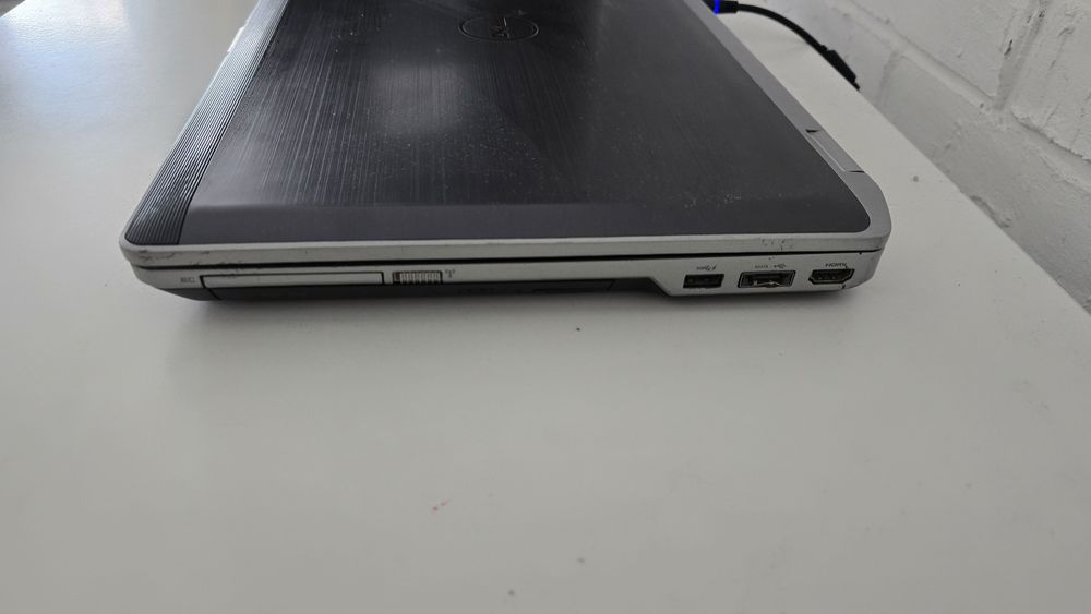 Ноутбук Dell Latitude