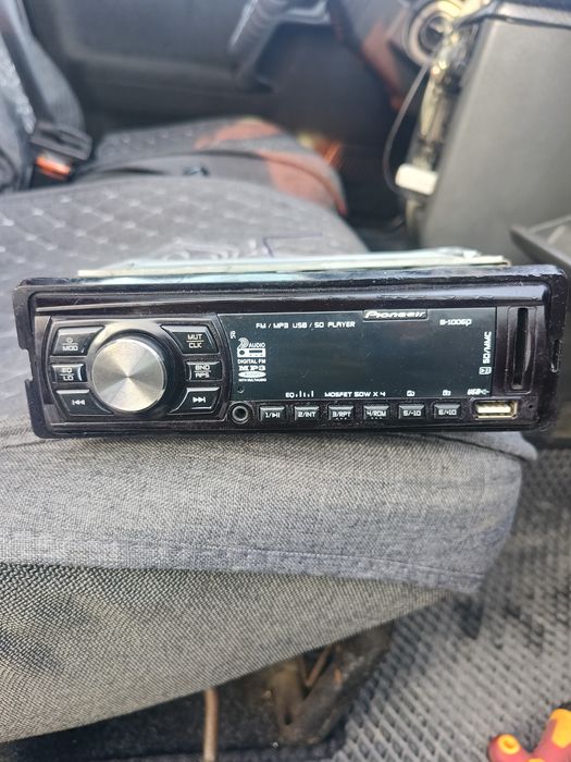 Автомагнитола Pioneer