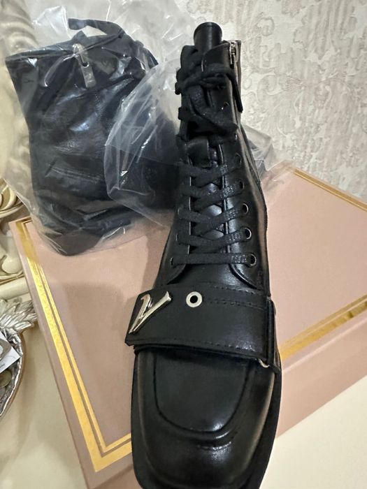 Ботинка Ильви новая