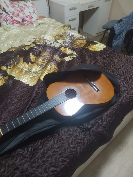 Гитара HOHNER c чехлом