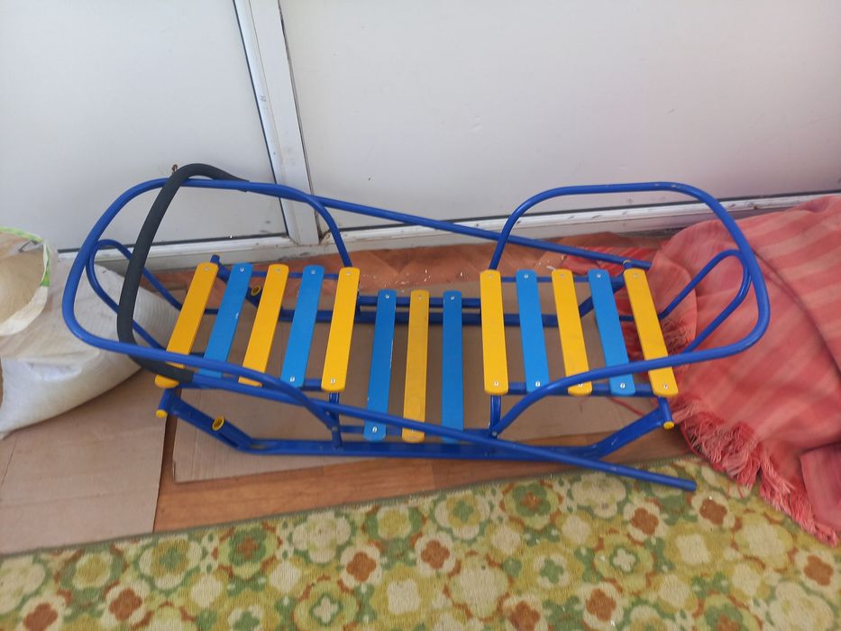 Сани для близнецов  ..