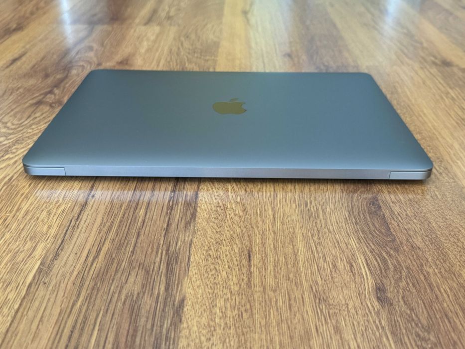 13.3' Apple MacBook Air M1 2020 Space Grey 16GB RAM/256GB SSD/Бат 14ч