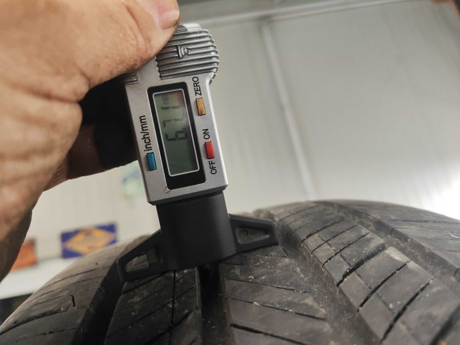 2бр.летни гуми 225/50/17 Hankook