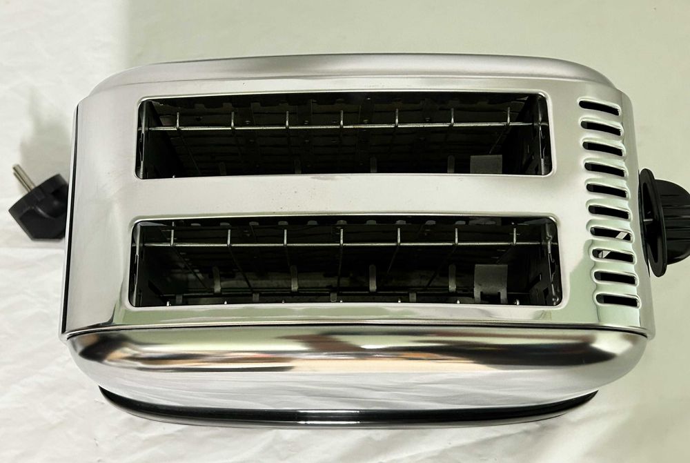 Тостер Russell Hobbs 23311-56 (Victory) – Бързо печене