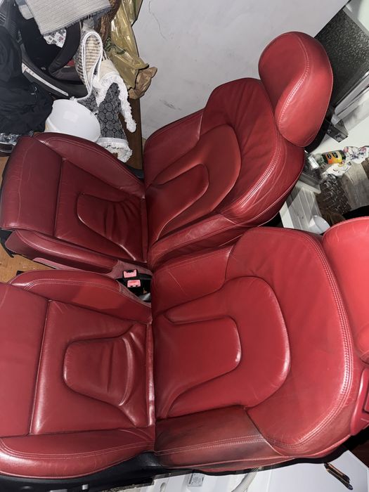 Interior audi a 5 rosu/negru
