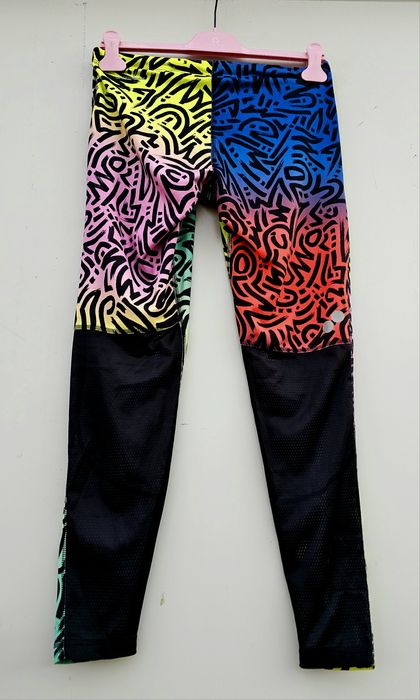 Reebok оригинален дамски клин М размер