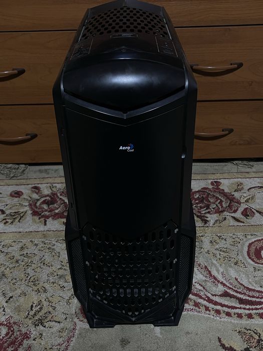 Игровой крутой компьютер