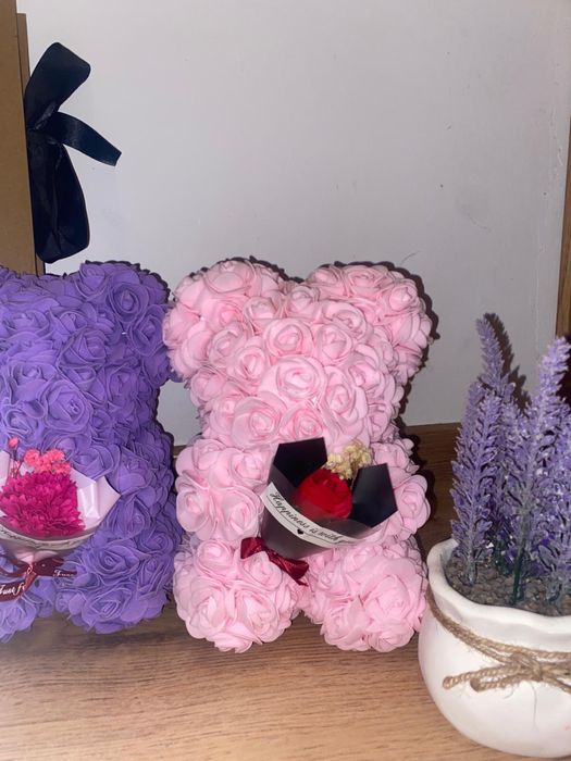 Ursuleti din Trandafiri