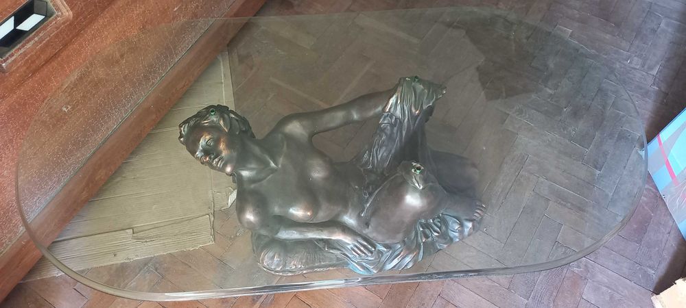 Masă living cu sticlă