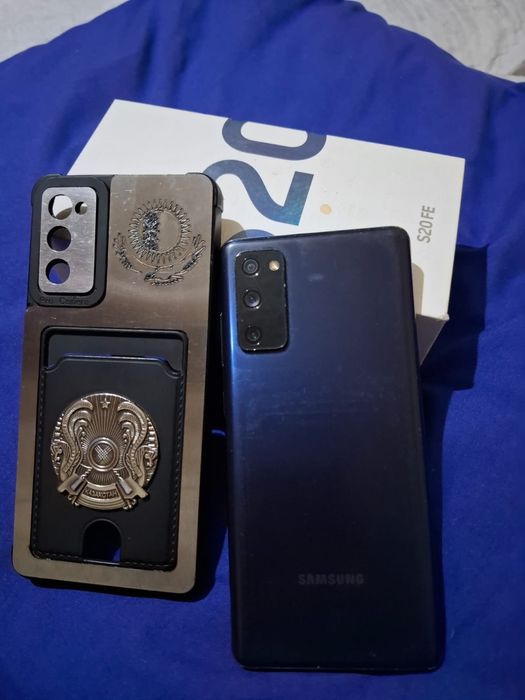 Продам самсунг s20fe Обмен Айфон