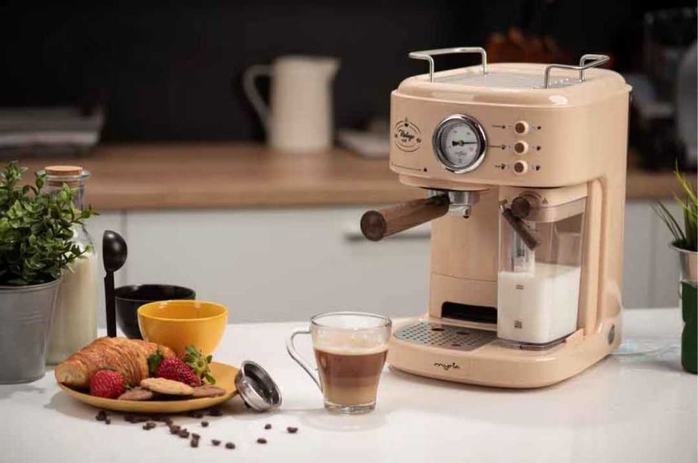 Vând espressor myria