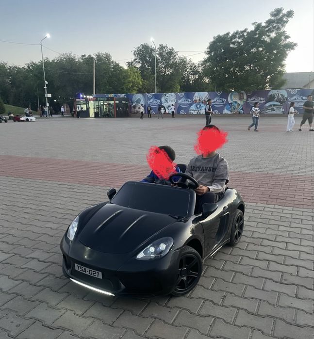 Детская машинка porche 24V