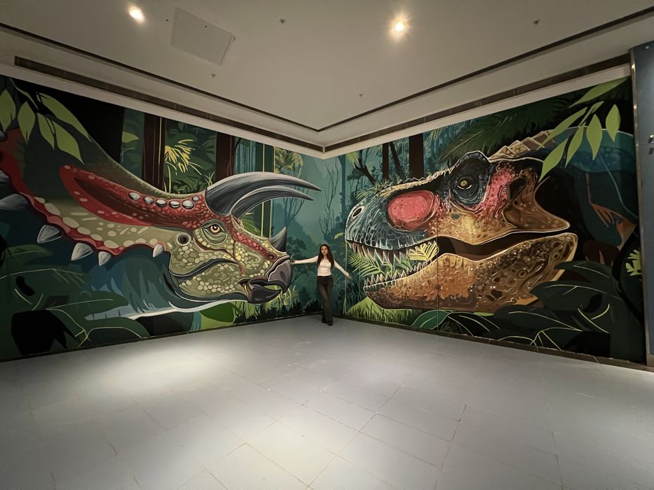 Роспись стен, картины и муралы