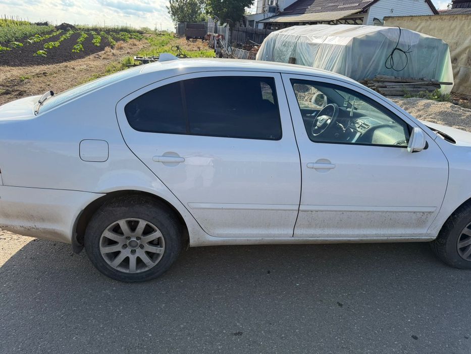 SKODA Octavia 2011 — imagine 3