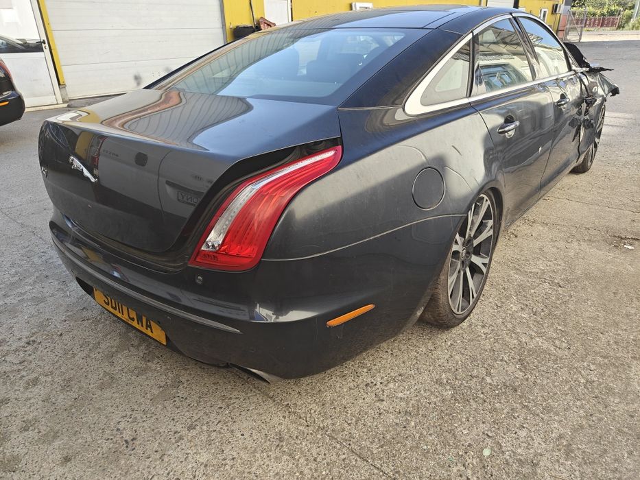 Dezmembrez jaguar xj 2012