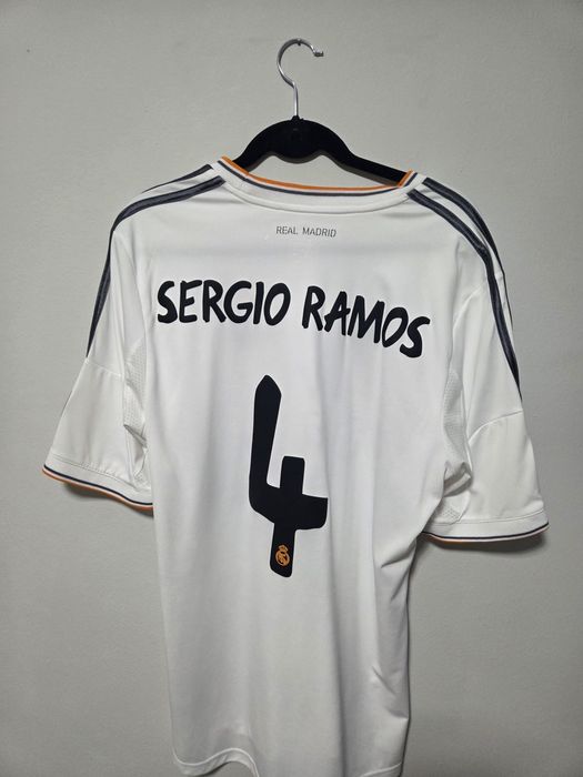Оригинална тениска на Real Madrid сезон 2013/2014