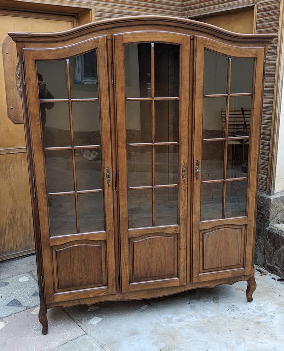 Консоль с инкрустацией, Румыния, красное дерево.