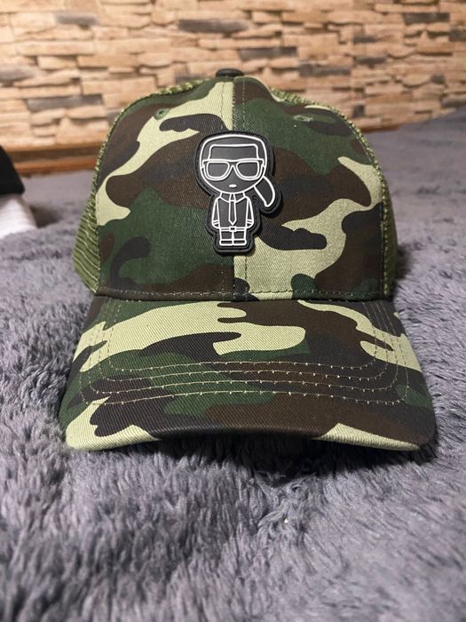 Sepci karl lagerfeld noi