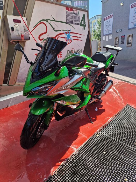 Kawasaki z1000sx