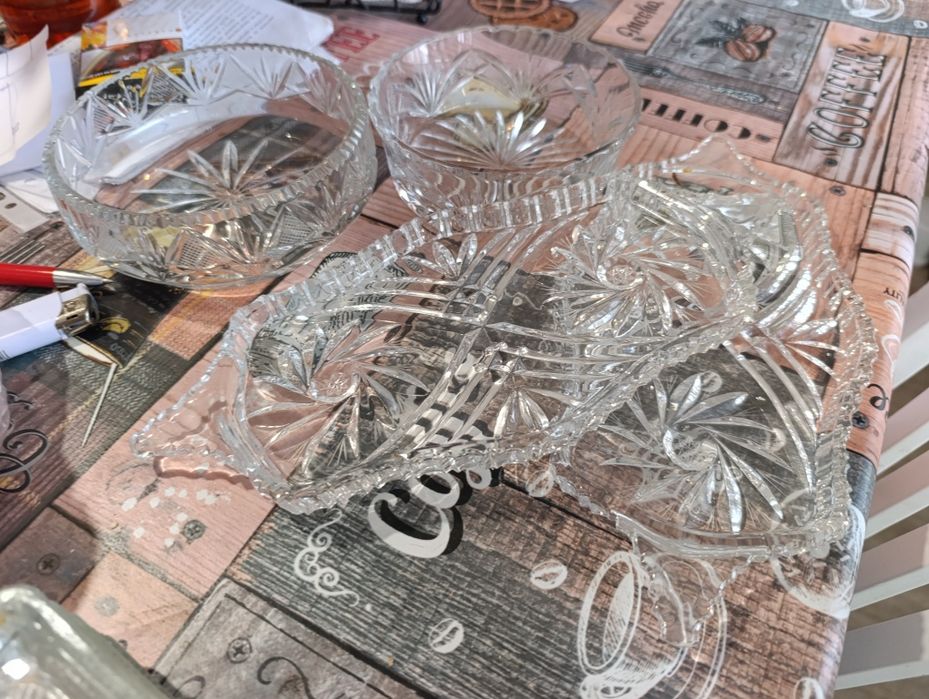 Кристални подноси и купи