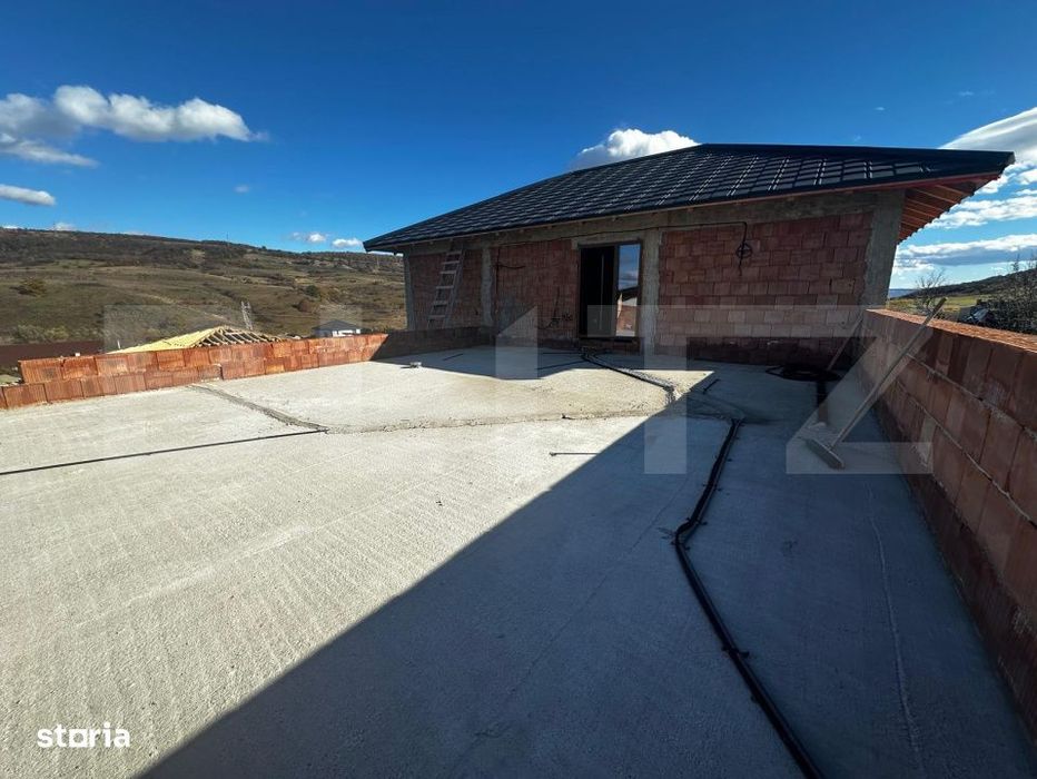 Casa cu terasa panoramica si proiect premium in Corusu