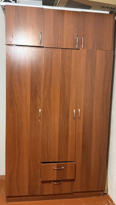 Продам шкаф для одежды