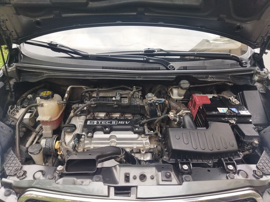 Spark A/T Full срочно сотилади.