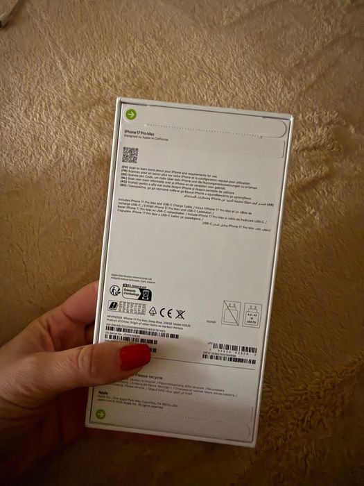 IPhone 17 pro max deep blue 256 gb