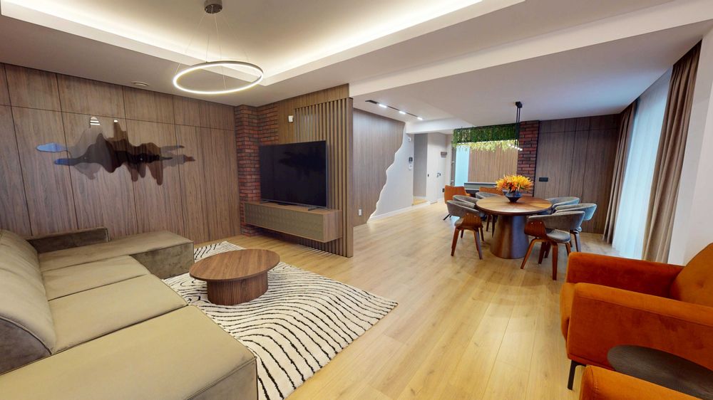 Chirie casa lux. View spectaculos. Untold. Regim Hotelier. Sun Garden.