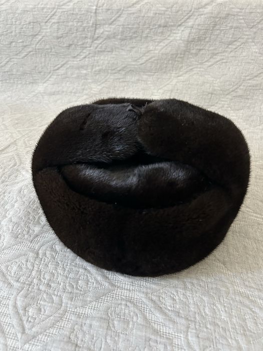 Продам норковые шапки