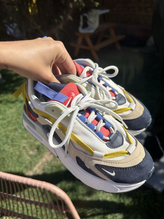 маратонки Nike Furyosa.