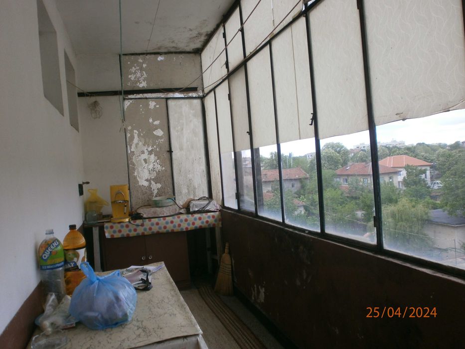 Продава се Тристаен апартамент в Плевен, Дружба 1 - 103 кв.м за 495 €/кв.м - Снимка #6