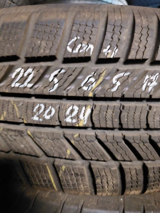 215/65/17" Continental 2бр.гуми