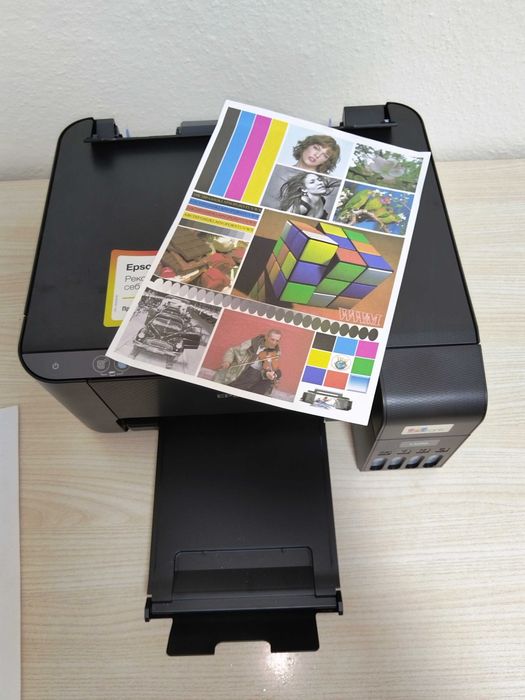 МФУ цветной epson L3200 заводская СНПЧ, идеальное состояние