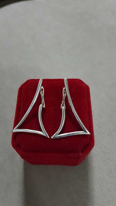 Сребърни обеци и к-ти.