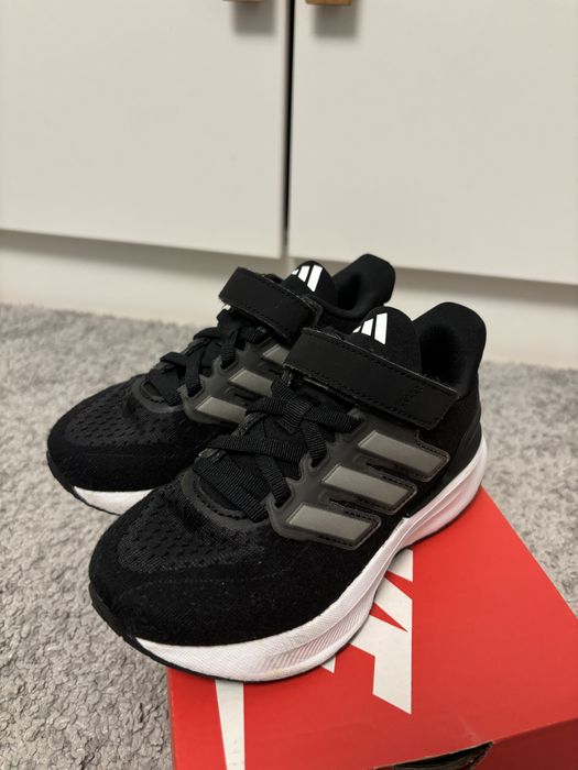Adidasi Adidas marimea 28