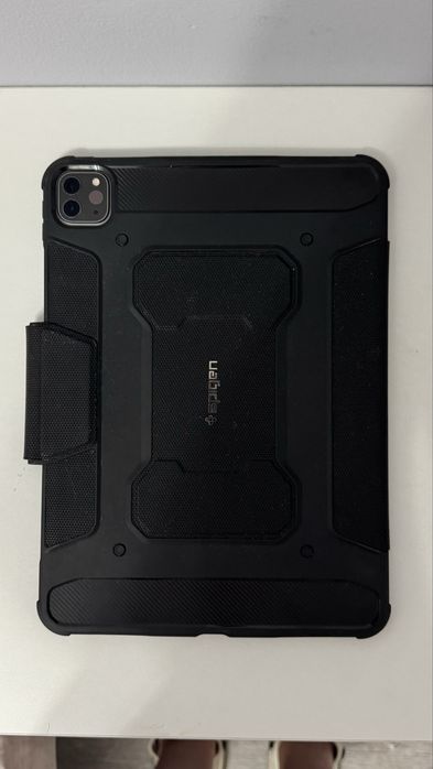 Apple iPad Pro 11 (2-го поколения, 2020)