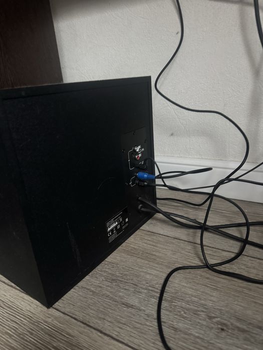 Колонки с сабвуфером Logitech