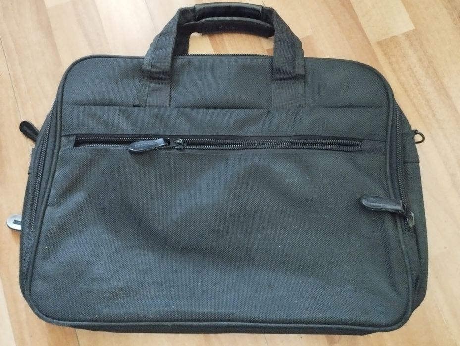 Чанта за лаптоп - 15 инча + Чанта през едно рамо