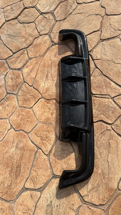 Difuzor ornament Dublu Evacuare cu Nervuri BMW E60 E61