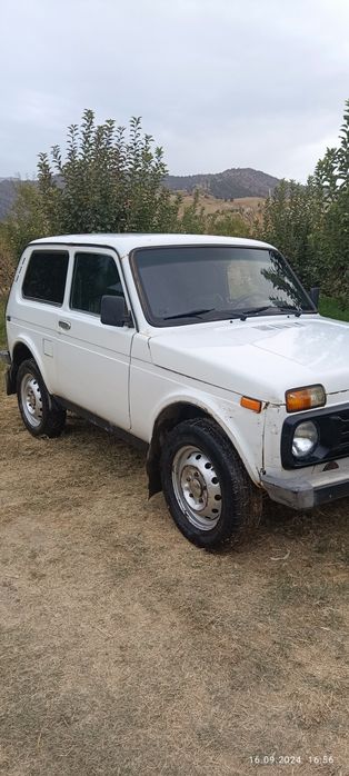 Нива 21214 Сотилади йили 2007 раздадка перодок ишлайди