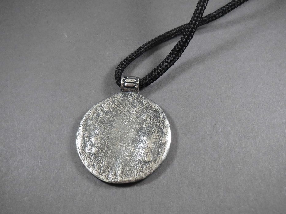 Август Древноримски Император Медальон Уникален Авторски