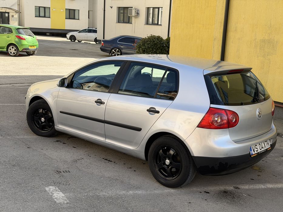 Vw Golf 5 benzina 1.4 / impecabila/ Manuala/