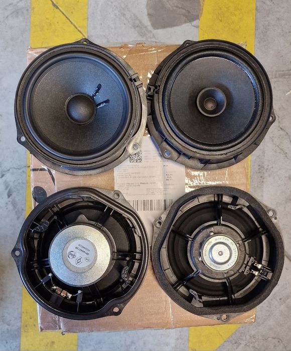 Difuzoare originale de fabrică noi Logan 3