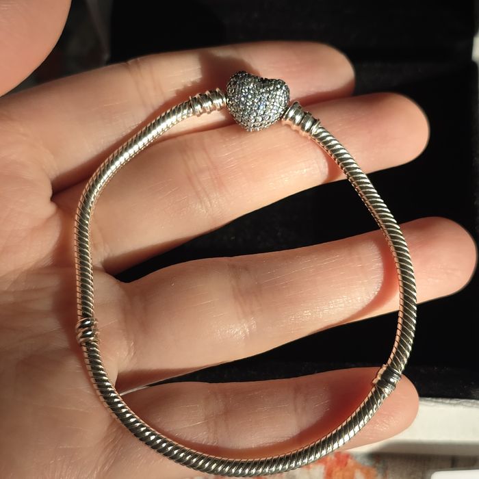 Продам браслет Pandora